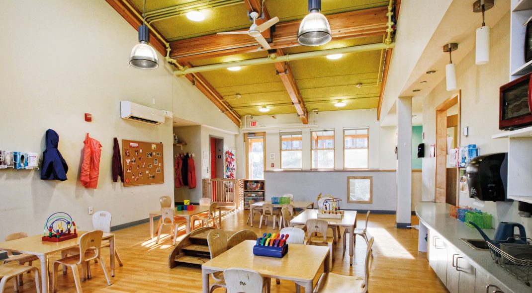 Panneaux de toiture TECTUM V en couleurs personnalisées